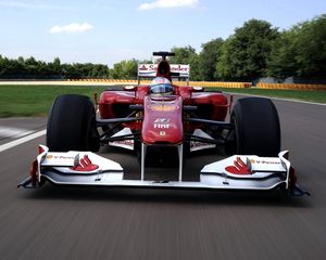 Превью обои f1, фернандо алонсо, ferrari f10, скорость, феррари, fernando alonso