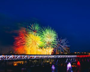 Превью обои фейерверк, мост, праздник, разноцветный