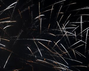 Превью обои фейерверк, салют, искры, свечение, небо