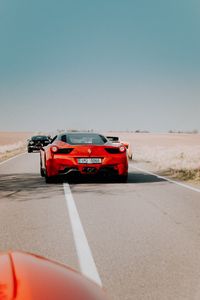 Превью обои ferrari 458, ferrari, красный, спорткар, вид сзади, дорога, движение