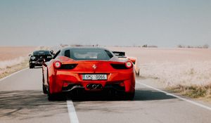 Превью обои ferrari 458, ferrari, красный, спорткар, вид сзади, дорога, движение