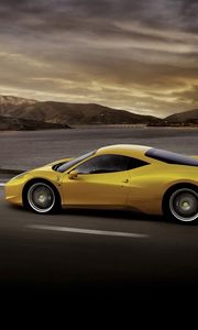 Превью обои ferrari 458 italia, желтый, авто, вид сбоку, скорость