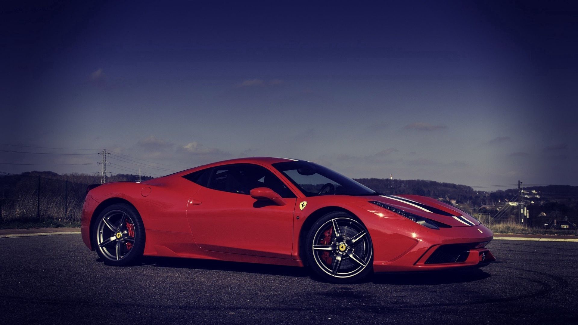 Ferrari 458 Italia фиолетовая