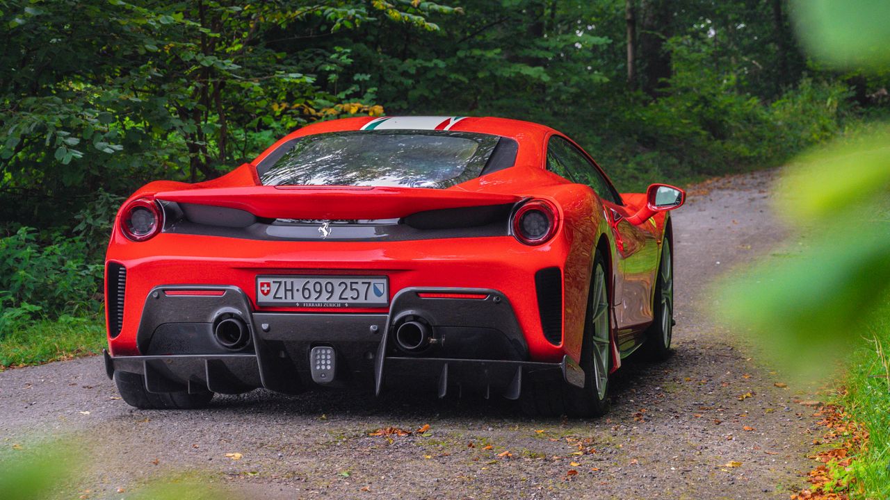 Обои ferrari, автомобиль, спорткар, вид сзади, красный