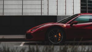 Превью обои ferrari, автомобиль, вид сбоку, красный