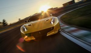 Превью обои ferrari, f12, трасса, поворот