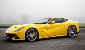 Превью обои ferrari, f12, желтый, novitec rosso