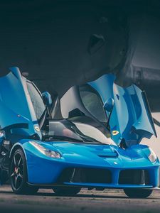 Превью обои ferrari, laferrari, синий, двери