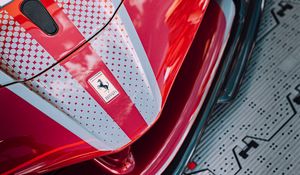 Превью обои ferrari, машина, спорткар, красный, вид спереди