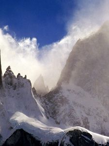 Превью обои fitzroy peak, анды, горы, снег, ветер