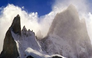 Превью обои fitzroy peak, анды, горы, снег, ветер