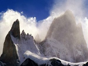 Превью обои fitzroy peak, анды, горы, снег, ветер