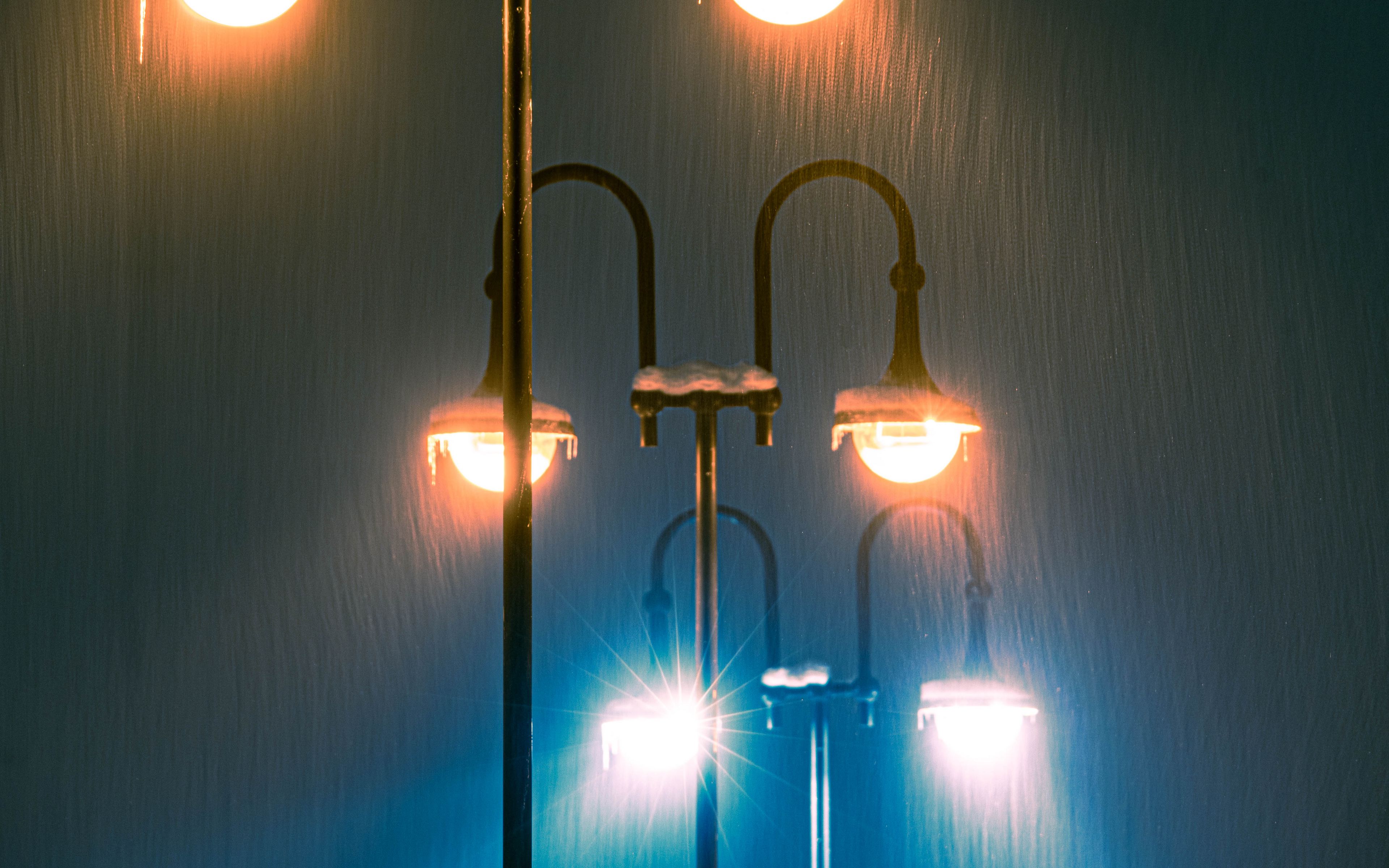 Хороший свет в дождь. Light Rain. Боковые фонари обои. Узкий и рассеянный свет фонариков. Light Rain Park.
