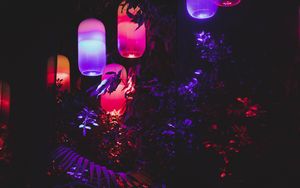 Превью обои фонарики, свет, листья, фиолетовый, темный