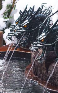 Превью обои фонтан, драконы, вода