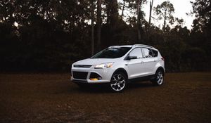 Превью обои ford, автомобиль, вид сбоку, белый