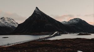 Превью обои фьорд, горы, мост, переправа, лофотен, норвегия
