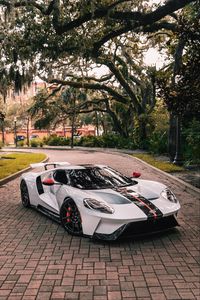 Превью обои ford gt, ford, спорткар, белый, вид сбоку