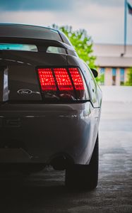 Превью обои ford, машина, фары