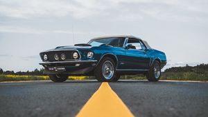 Превью обои ford mustang, автомобиль, синий, вид сбоку, дорога, асфальт