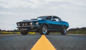 Превью обои ford mustang, автомобиль, синий, вид сбоку, дорога, асфальт