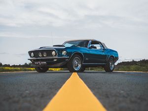 Превью обои ford mustang, автомобиль, синий, вид сбоку, дорога, асфальт