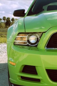 Превью обои ford mustang, фара, зеленый, вид спереди, спорткар