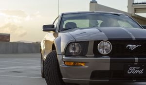 Превью обои ford mustang gt, ford, фара, вид спереди