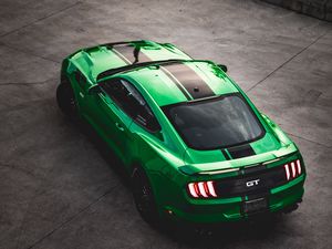 Превью обои ford mustang gt, ford, машина, зеленый, спорткар, вид сверху