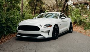 Превью обои ford mustang, mustang, автомобиль, спорткар, белый