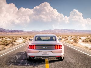 Превью обои ford mustang, mustang gt, mustang, облака, дорога