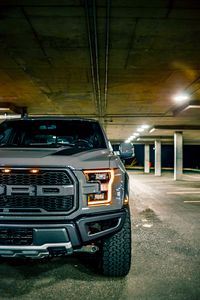 Превью обои ford raptor, ford, автомобиль, внедорожник, серый, стоянка, вид спереди