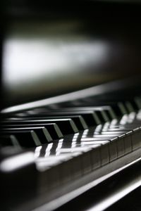 Превью обои фортепиано, клавиши, музыка, размытие