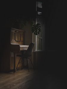 Превью обои фортепиано, стул, комната, темный