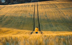 Превью обои фотограф, поле, цветы, пейзаж