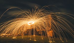 Превью обои фризлайт, длинная выдержка, искры, ночь, свечение