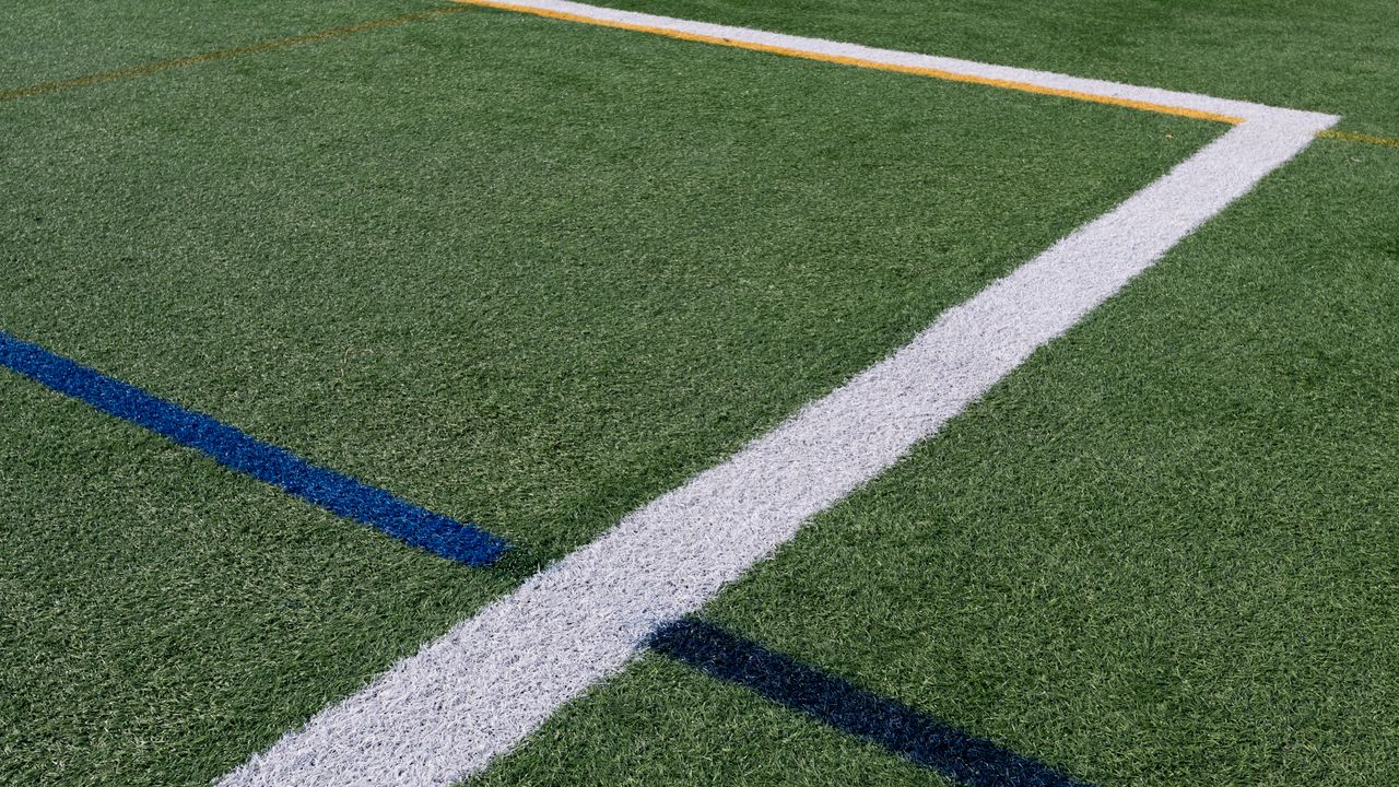 Обои футбольное поле, газон, линии, разметка, зеленый