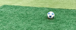 Превью обои футбольное поле, мяч, футбол, газон, трава, зеленый