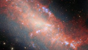 Превью обои галактика, звезды, туманность, космос, вселенная, оранжевый