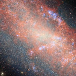 Превью обои галактика, звезды, туманность, космос, вселенная, оранжевый