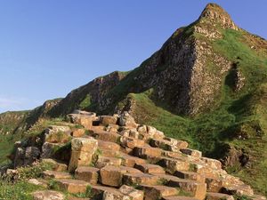 Превью обои giants causeway, county antrim, ирландия, гора, камни