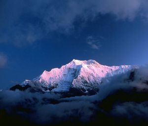 Превью обои гималаи, непал, горы, вершина, облака, снег