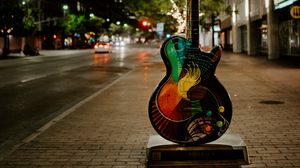 Превью обои гитара, улица, ночь