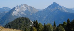Превью обои гора, деревья, холм, пейзаж