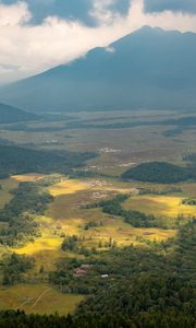 Превью обои гора, долина, облака, пейзаж, вид сверху