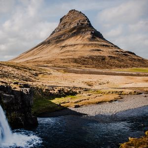 Превью обои гора, долина, пейзаж, исландия, природа