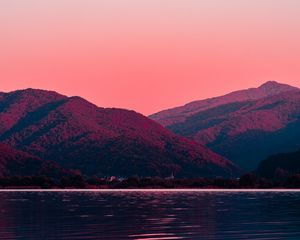 Превью обои гора, рассвет, луна, озеро