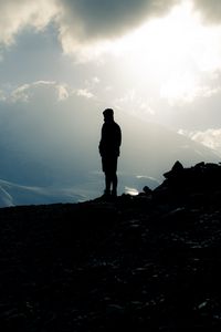 Превью обои гора, силуэт, одиночество, гора эльбрус, россия