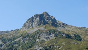 Превью обои гора, скалы, деревья, пейзаж, природа