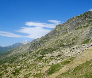 Превью обои гора, склон, камни, трава, природа, пейзаж